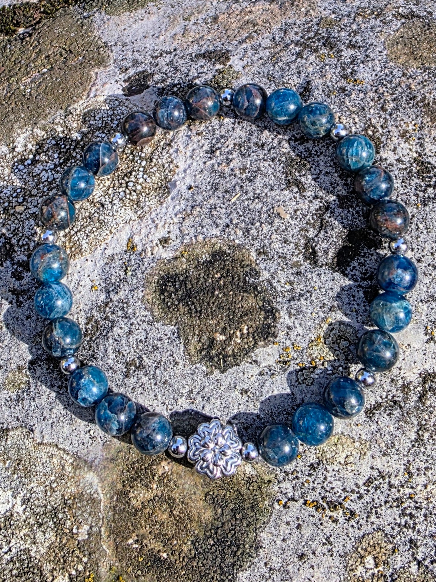 Bracelet Timidité - Apatite Bleue 6mm