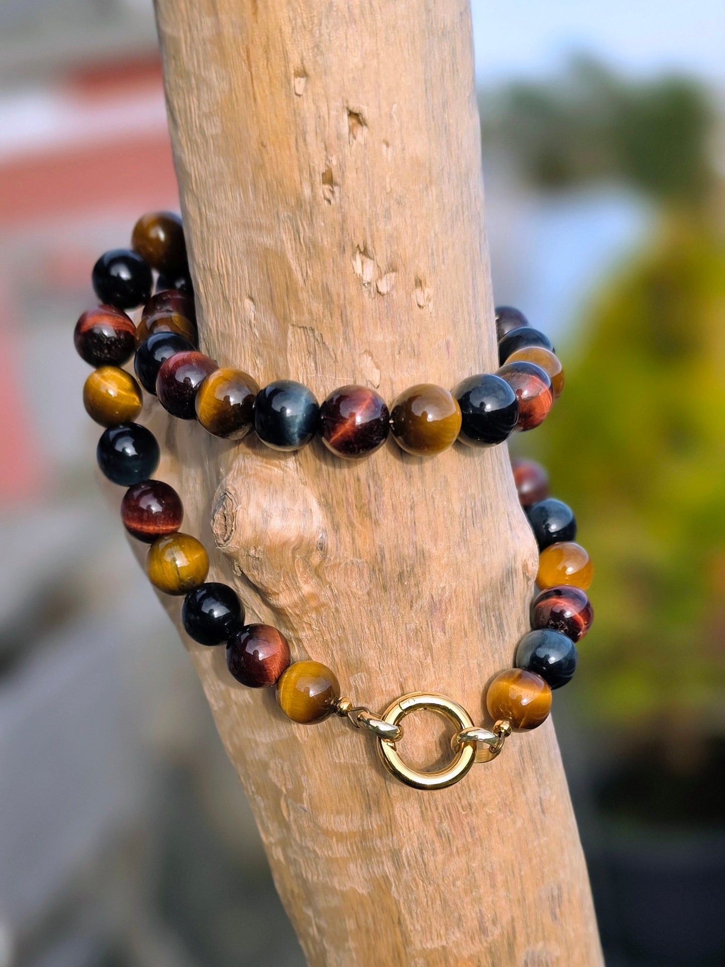 Collier trois yeux oeil de tigre oeil de faucon oeil de taureau anneaux dorées Lithothérapie Fait main