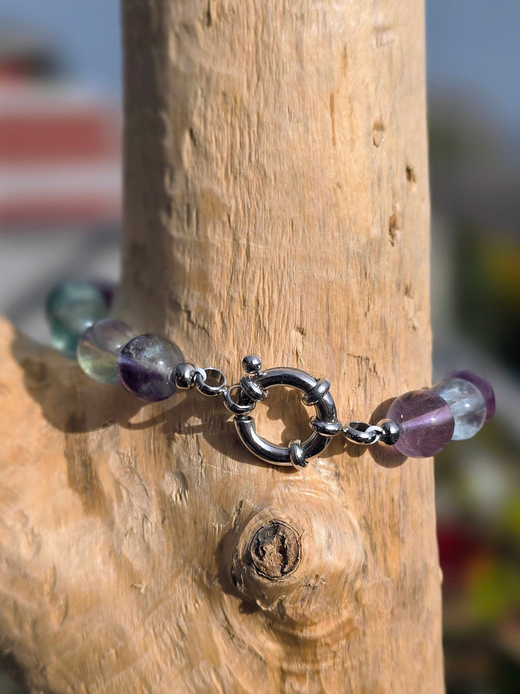 Bracelet en Fluorite 10mm avec fermoir en acier inoxydable Lithothérapie Fait main