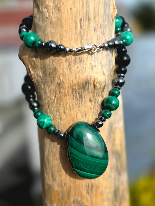 Collier Force Intérieure - Malachite, Onyx Noire, Hématite