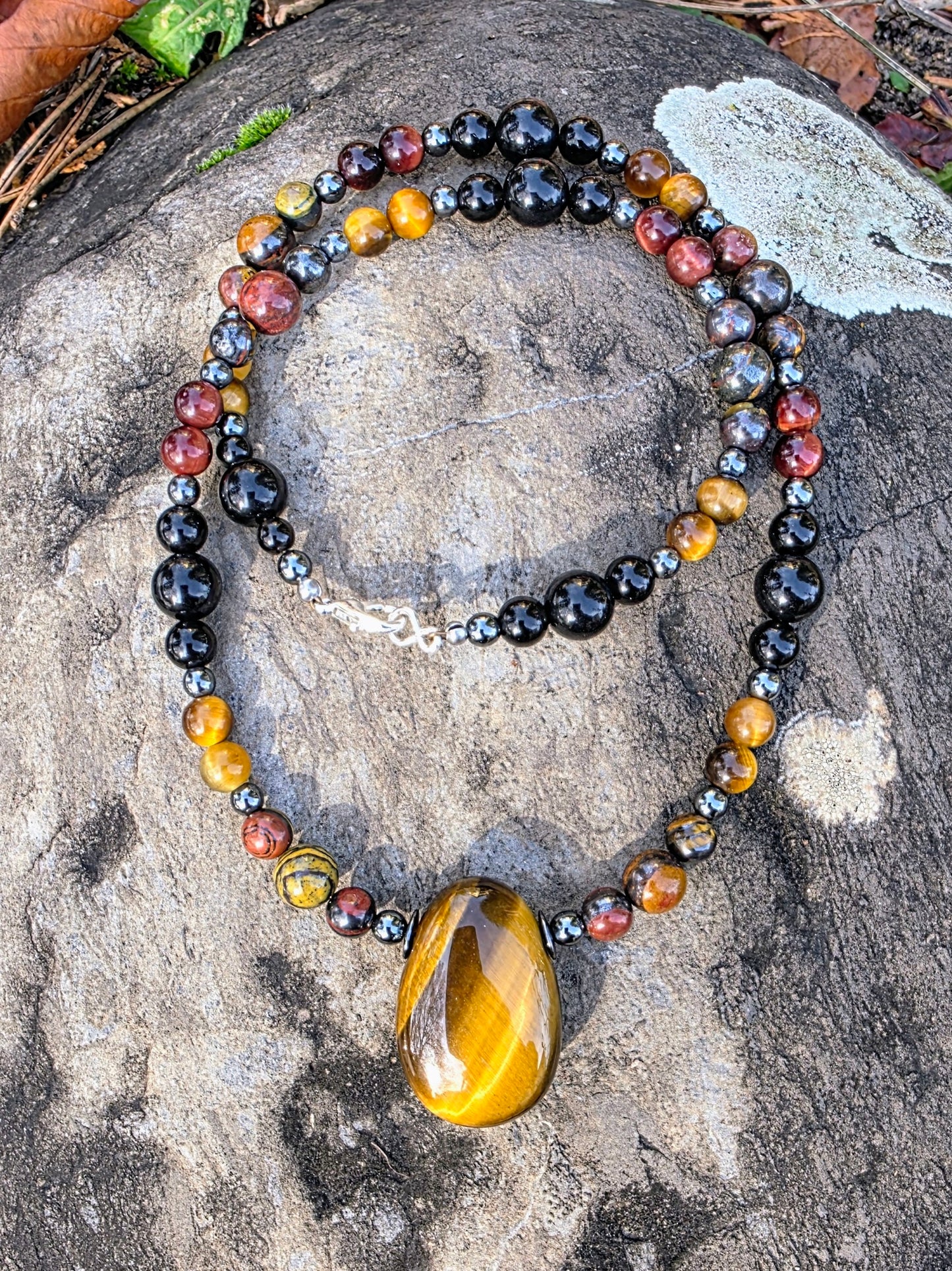 Collier Confiance & Protection - Oeil de Tigre, Oeil de Fer, Obsidienne Noire, Hématite